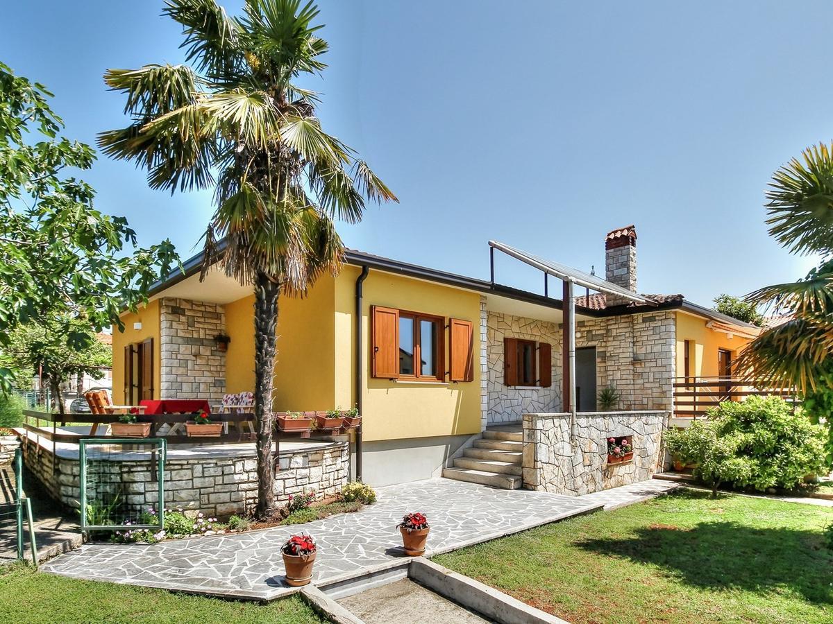 Lovric House With Apartments Ουμάγκ Εξωτερικό φωτογραφία
