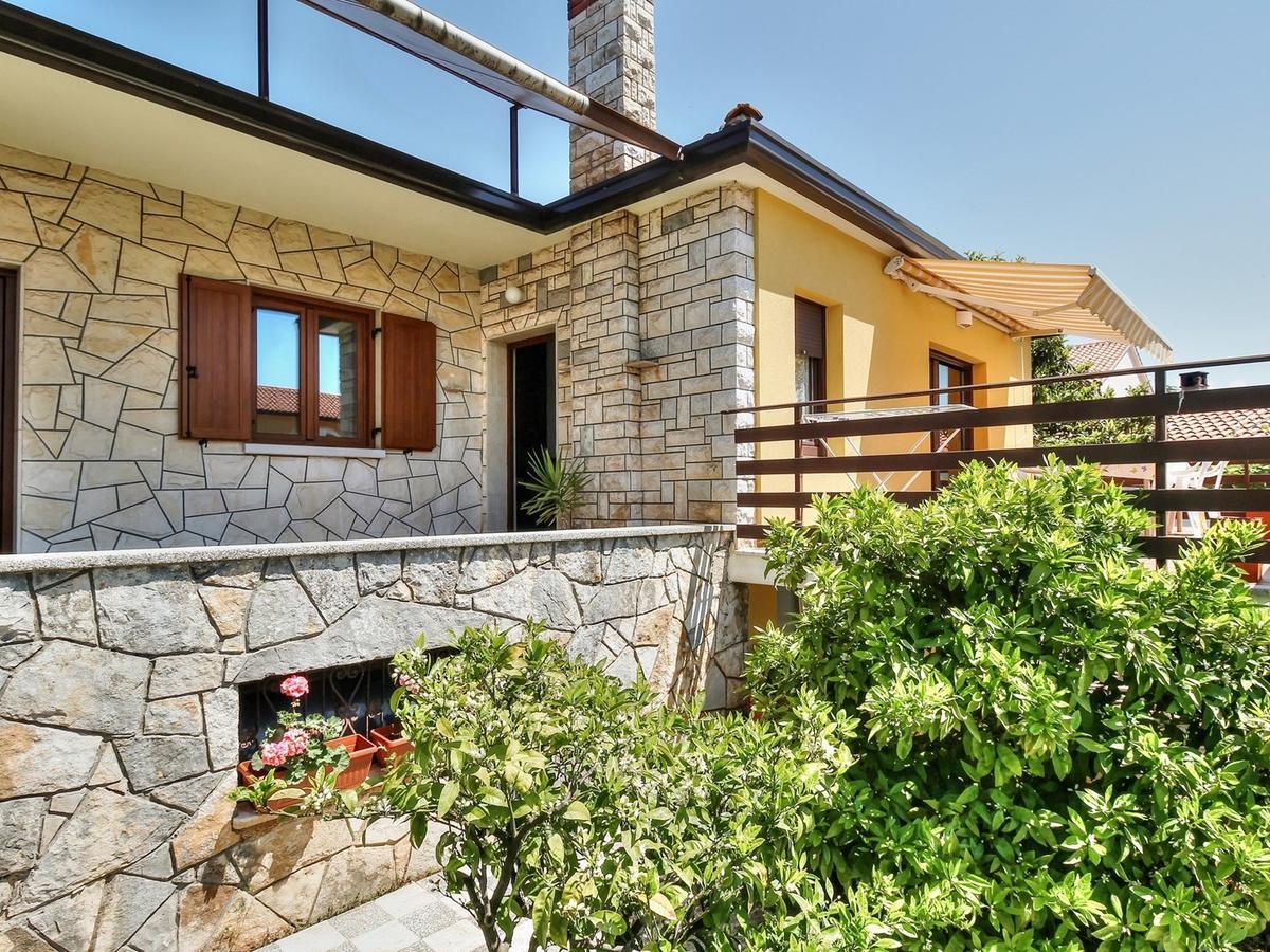 Lovric House With Apartments Ουμάγκ Εξωτερικό φωτογραφία